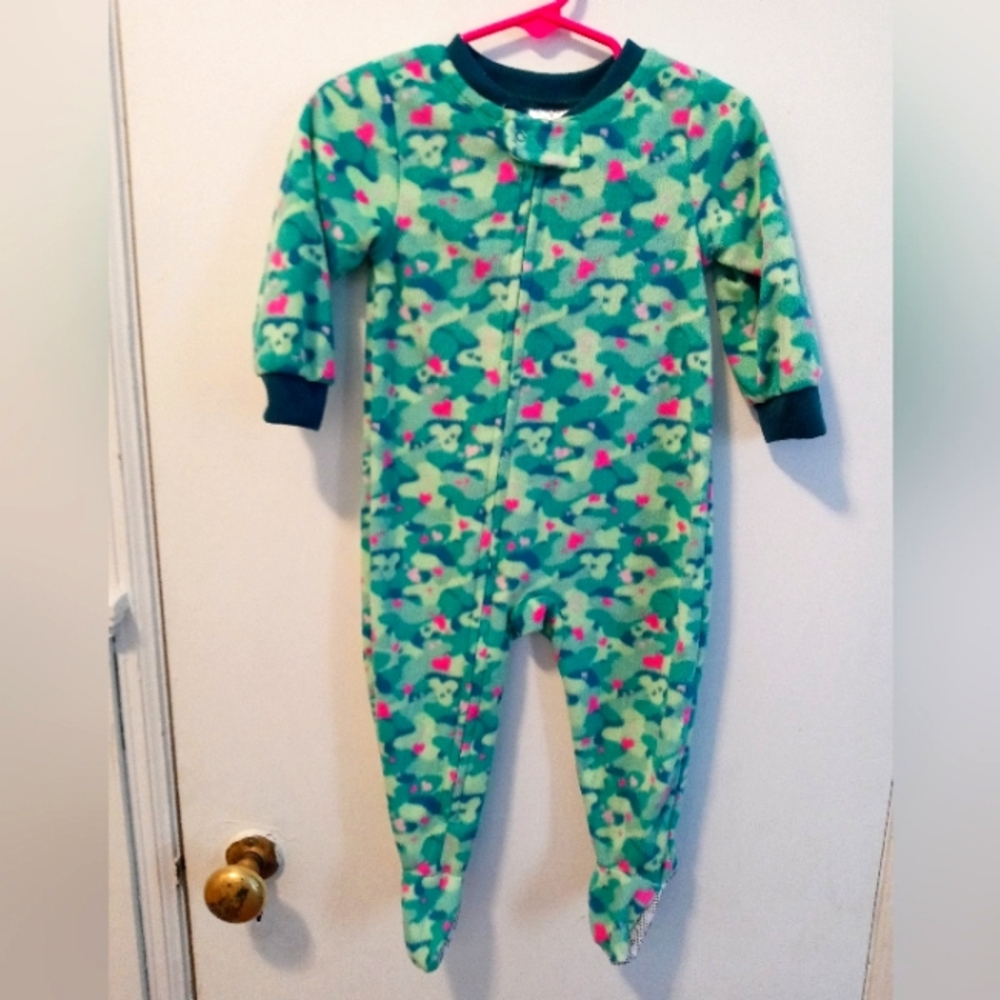 Kidgets Girls sz 12 mo. Footie pajamas